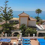 Paradise - Azalea Villa Nerja