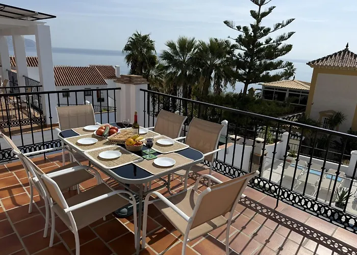 Paradise - Azalea Villa